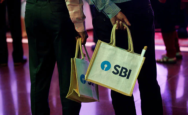 SBI ATM Withdrawal: Daily Withdrawal Limit, Charges And Other Details